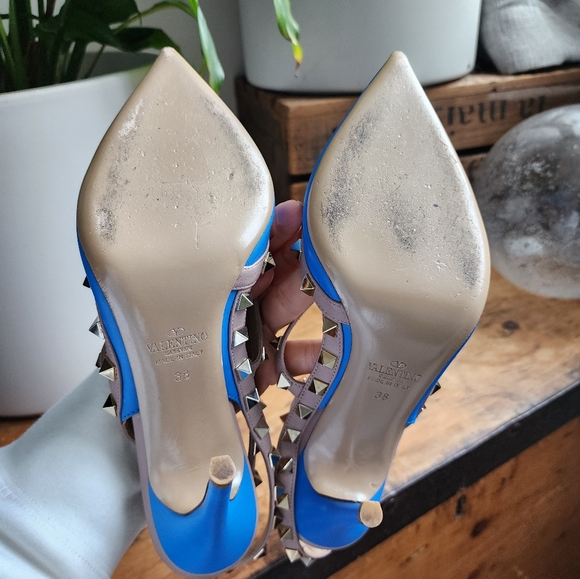 Valentino Rockstud T-Strap Blue Leather Heels - Picture 8 of 11